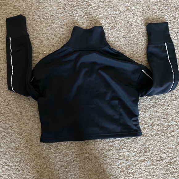 Nike jacket - Picture 2 of 3